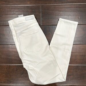 Abercrombie& Fitch - Harper Low Rise super skinny jeans - white; Size 26/2s